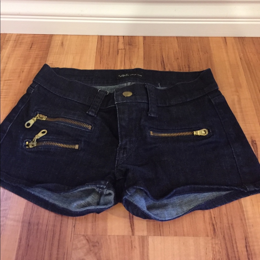 Short blue denim shorts!