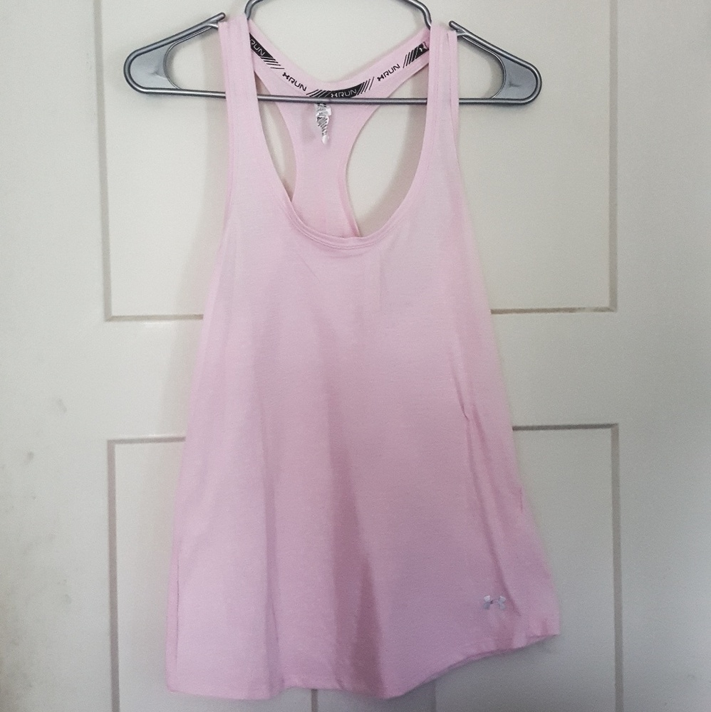 《 Under Armour Tank 》