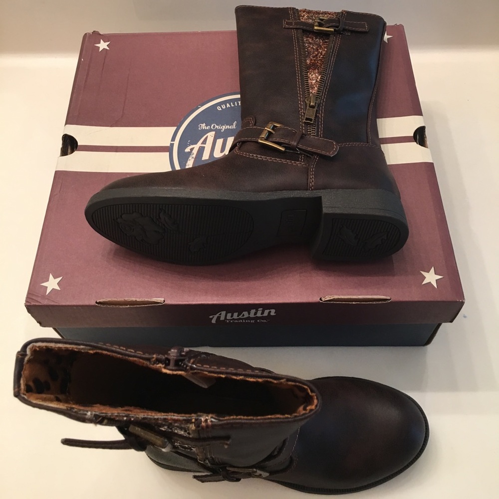 New Austin Kids boots - Picture 3 of 5