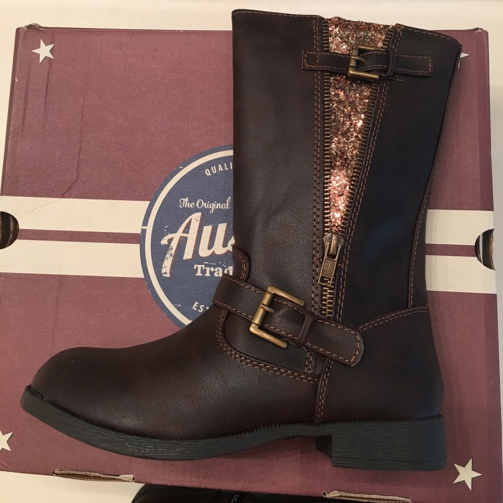 New Austin Kids boots - Picture 4 of 5