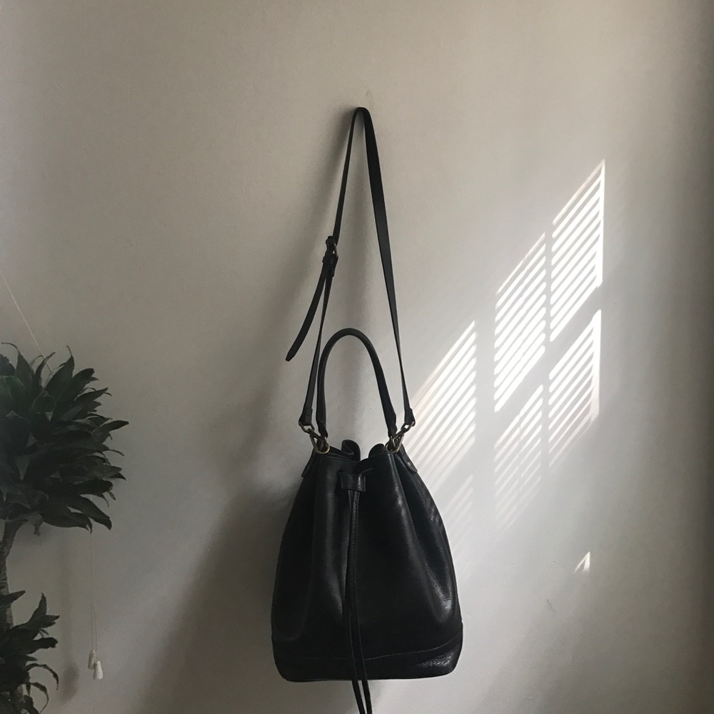 madewell Lafayette bucket bag black leather