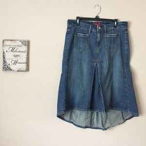 ⬇️ Levi's High/low Jean Skirt