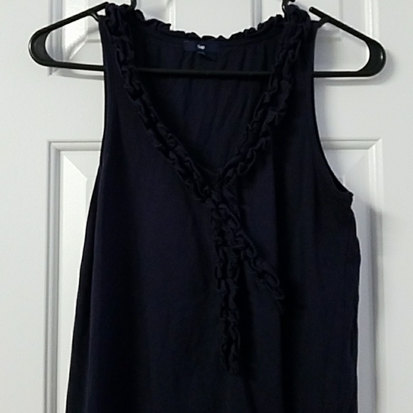 GAP ruffle neckline tank top - Picture 2 of 3