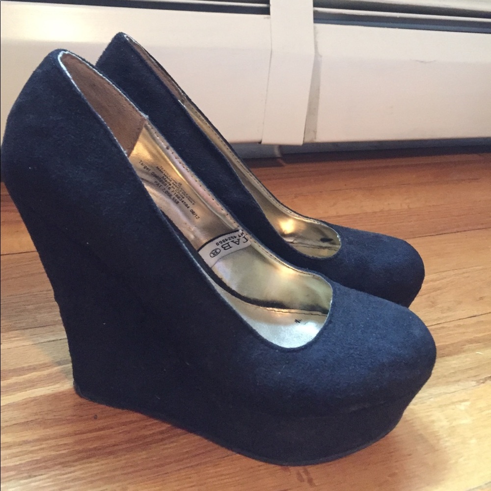 Black Suede Wedges