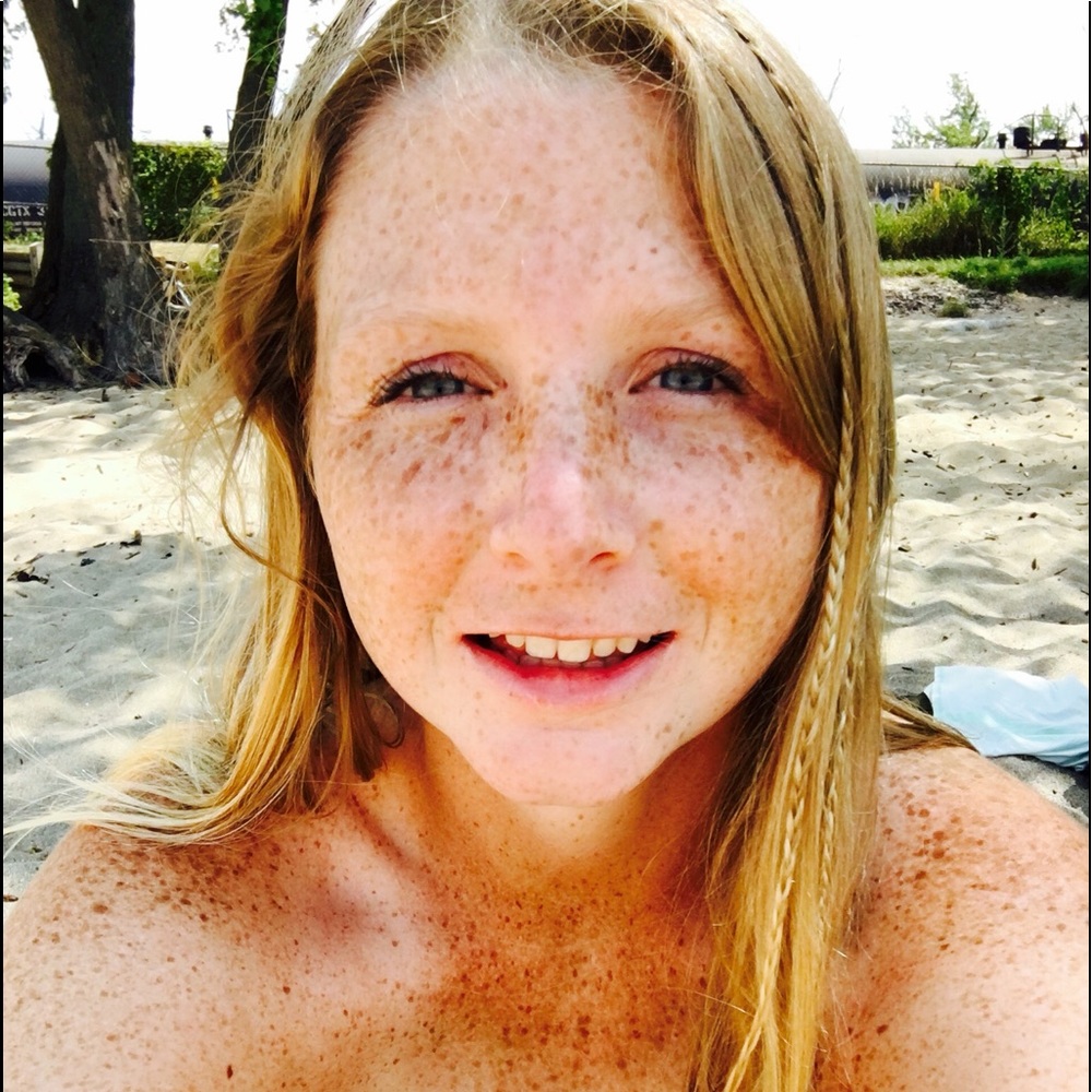 Meet your Posher, Olivia