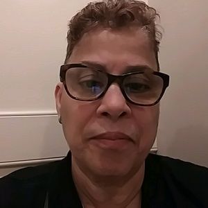 Meet your Posher, Edna