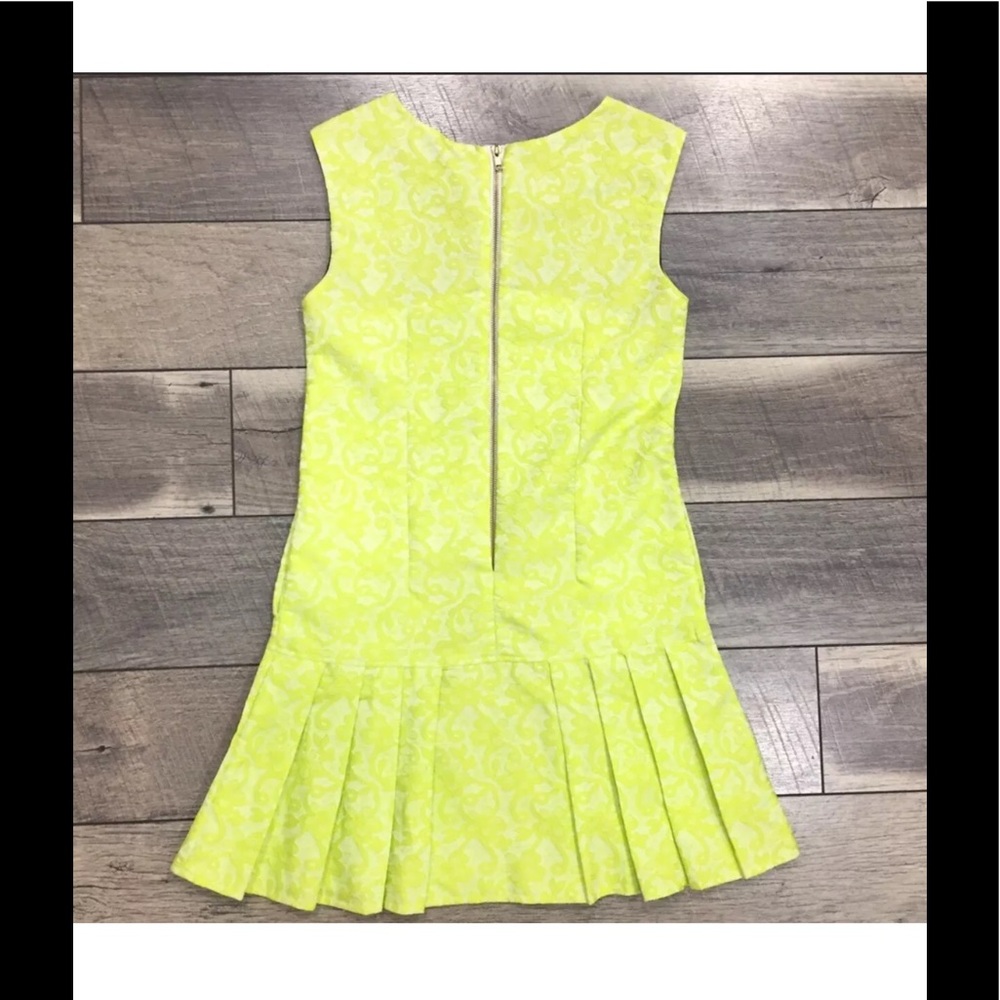 Dress - Picture 4 of 8