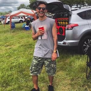 Meet your Posher, Christiano