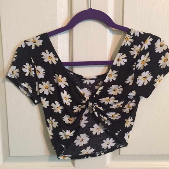 🌻 Sunflower Crop Top 🌻 - Picture 3 of 3