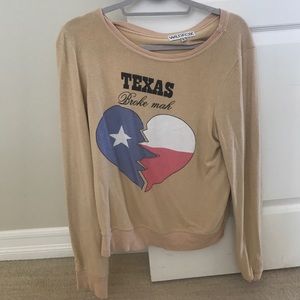 Wild fox "Texas broke my ❤️" pullover sweater
