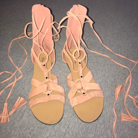 Pink lace up sandals - Picture 3 of 4