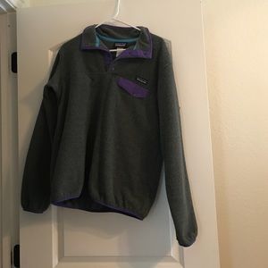 Gray and purple Patagonia pull over
