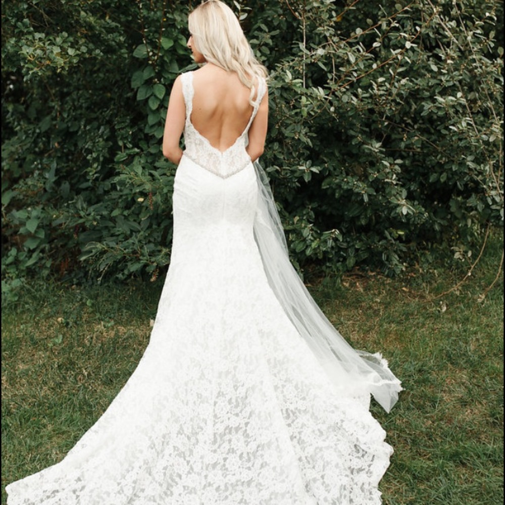 Pnina Tornai Wedding Gown from Kleinfeld Bridal