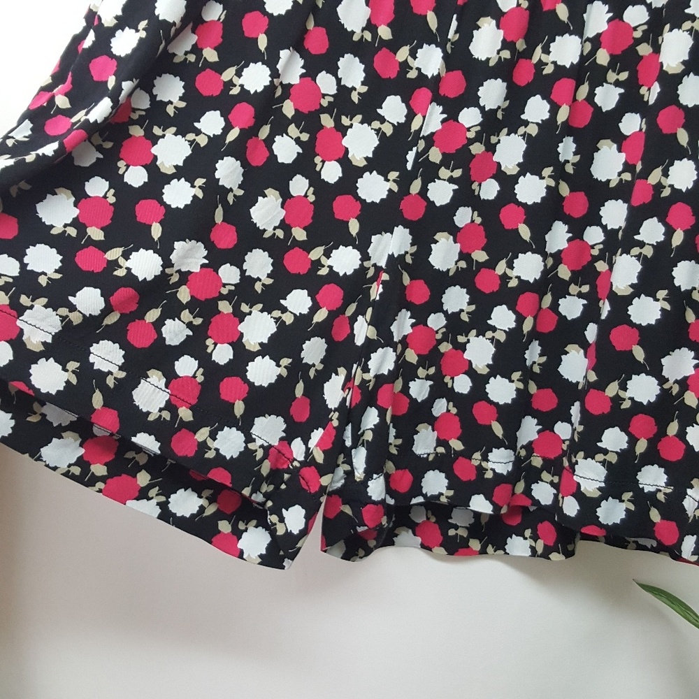 Lane Bryant Plus Size Knit Shorts w Pockets 14W - Picture 3 of 5