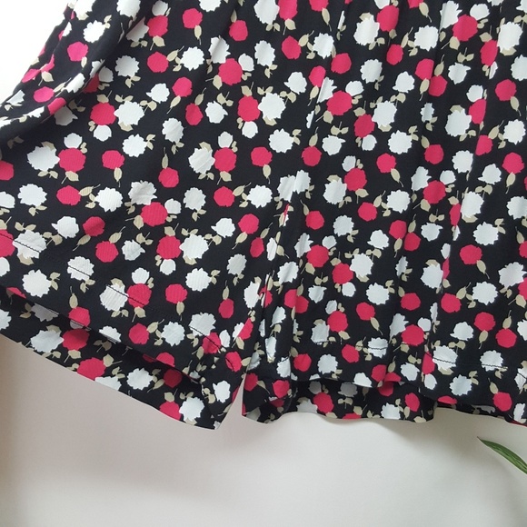 Lane Bryant Plus Size Knit Shorts w Pockets 14W - Picture 3 of 5