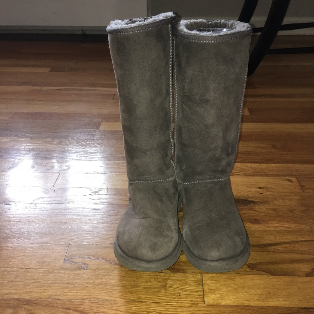 Ugg tall classic boots