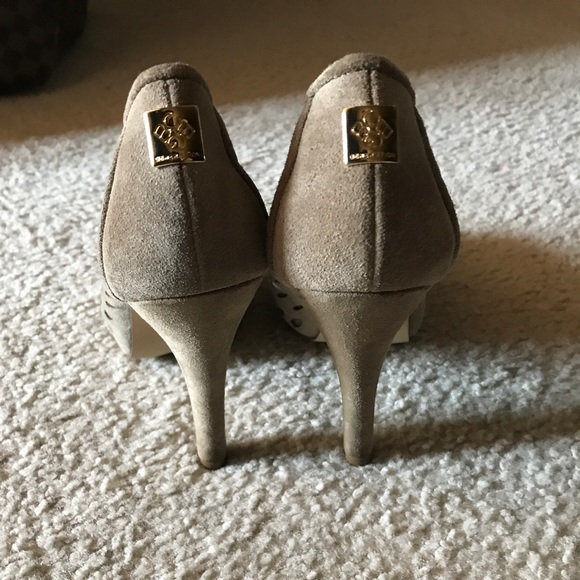 BCBGeneration Pumps - Picture 3 of 6