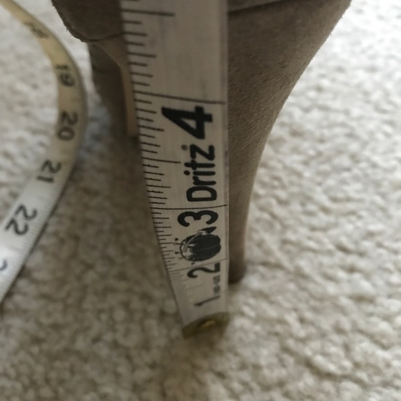 BCBGeneration Pumps - Picture 5 of 6