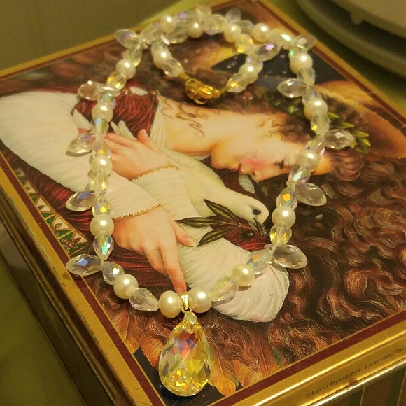 #0079 Genuine Pearl and Crystal Necklace - Picture 2 of 3