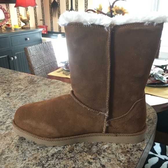 NWT SO Suede Mid Calf Faux Fur Linked Booties 8.5 - Picture 2 of 8