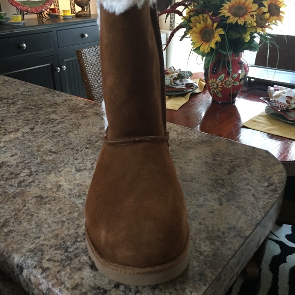 NWT SO Suede Mid Calf Faux Fur Linked Booties 8.5 - Picture 5 of 8