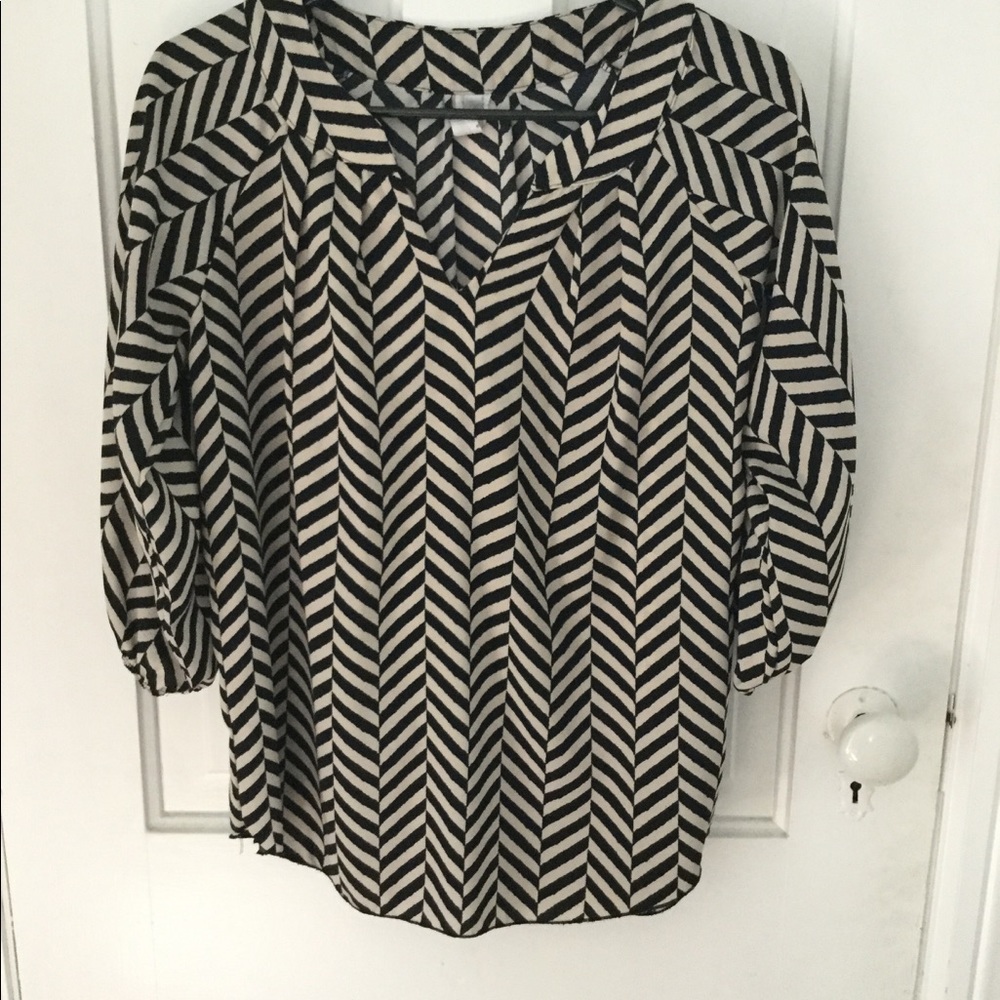 Chevron top