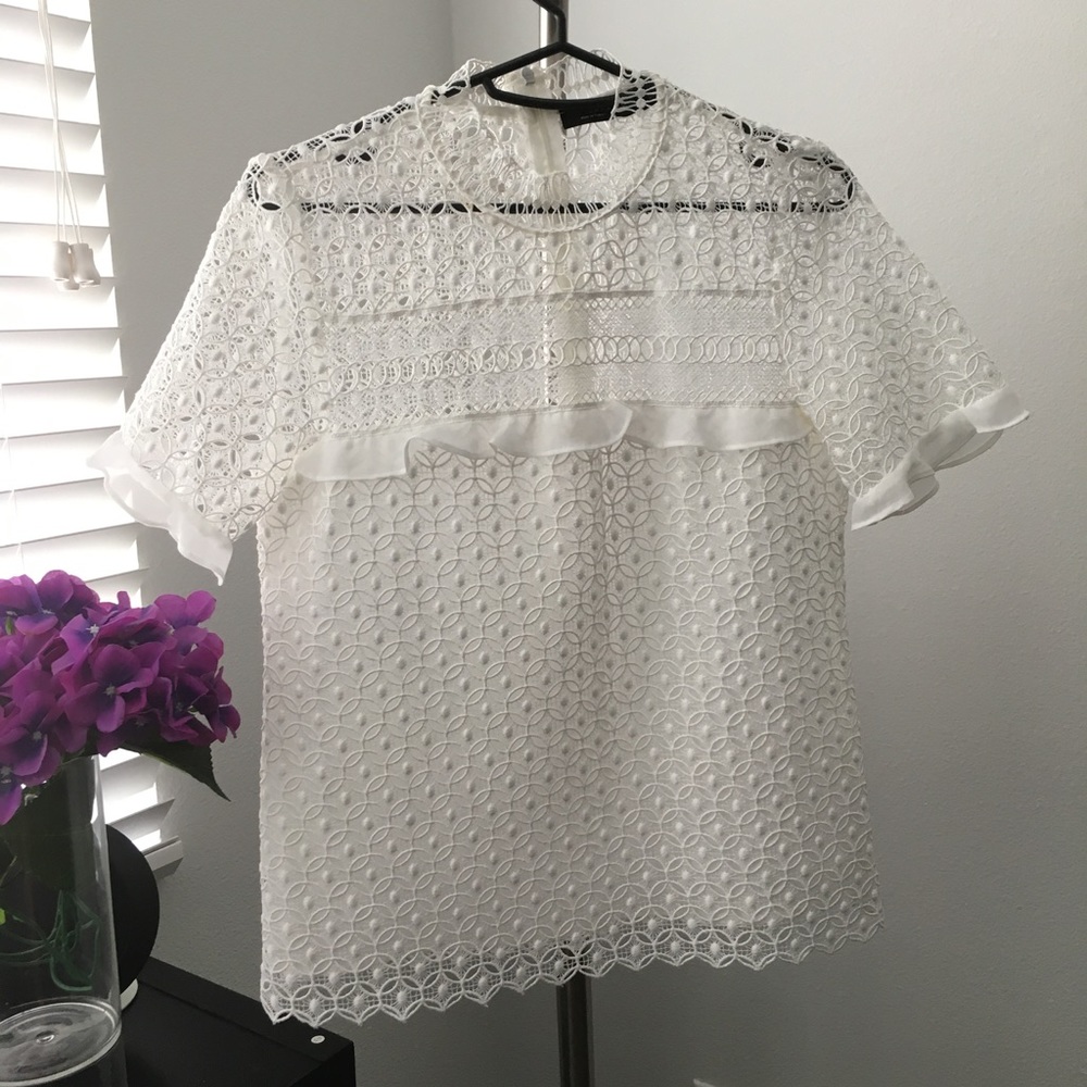 SOLD !!! 🔥 Zara white lace top