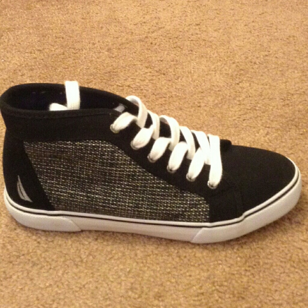 👋Closet closing soon!Nautica Sneakers - Picture 6 of 7