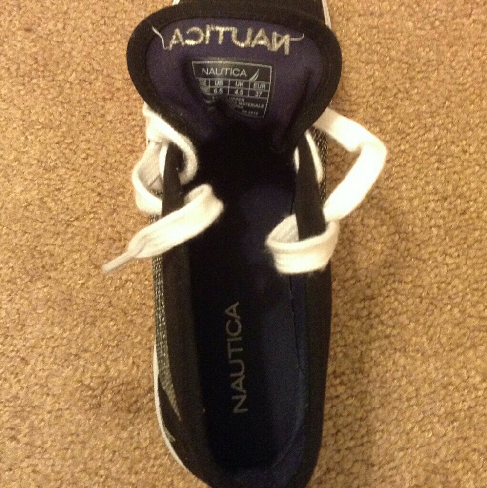 👋Closet closing soon!Nautica Sneakers - Picture 7 of 7