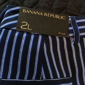 NWT Banana Republic Ryan fit. Size 2L.