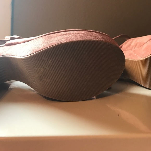 HOLD:ASOS Velvet Blush Pink Peep Toe Platform Heel - Picture 7 of 8