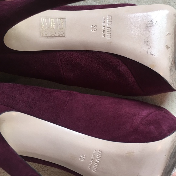 Gorgeous MIU MIU - Picture 3 of 4