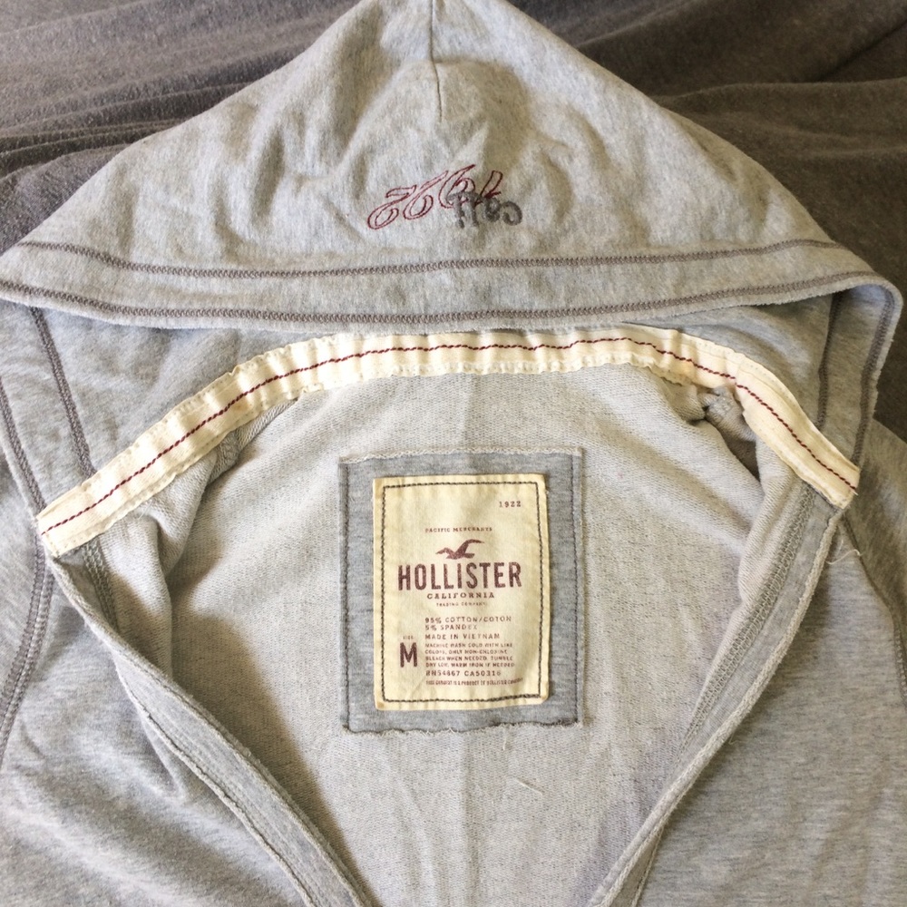 Hollister sweatshirt