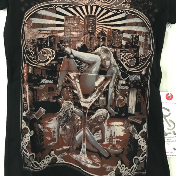 Iron Fist Strip Dreams T - Picture 2 of 4