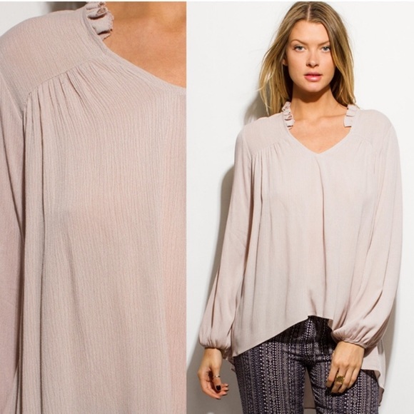 ~ High Low Blouse ~ - Picture 3 of 3