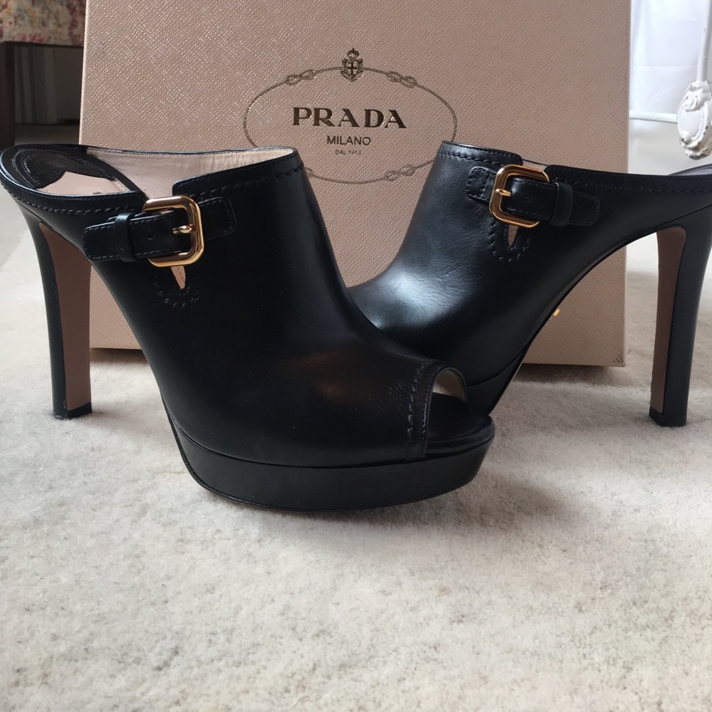 Gorgeous Prada Mules - Picture 3 of 6