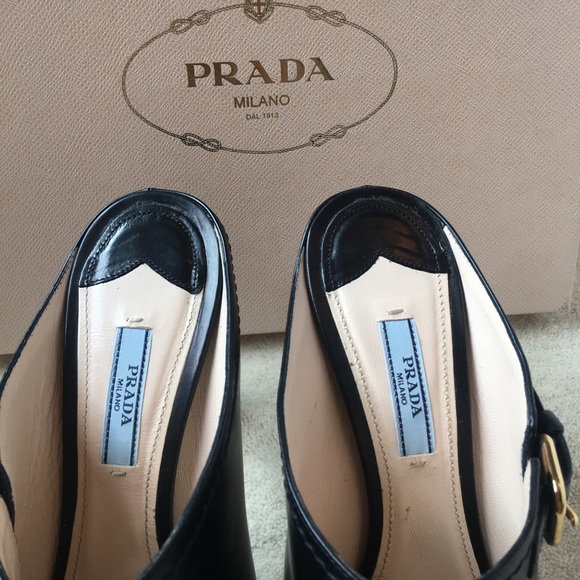 Gorgeous Prada Mules - Picture 4 of 6