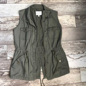 Olive vest *MISSING FRONT BUTTON*