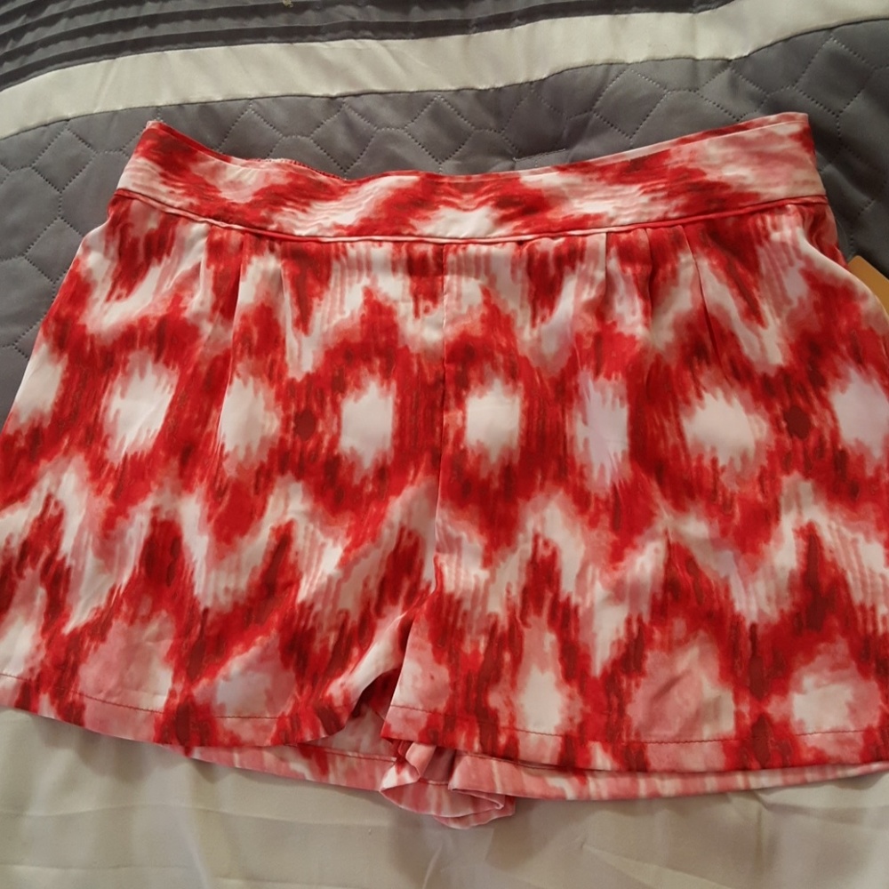 Flowy shorts by Takara