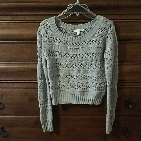 Grey short vest jacket with grey sweater - Picture 3 of 4