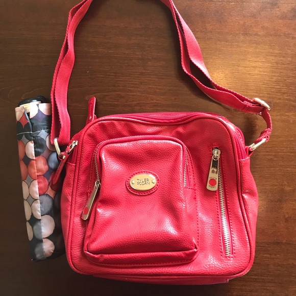 🔴SOLD🔴Tyler Rodan Red Crossbody🔴 - Picture 1 of 4