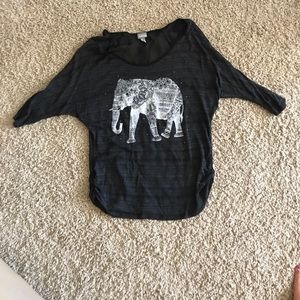 Elephant 3/4 sleeve top