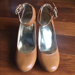 MK Ankle strap pumps MK Ankle strap pumps
