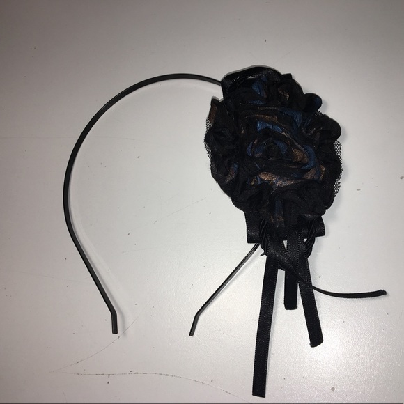 Black Headbands (2) - Picture 4 of 7