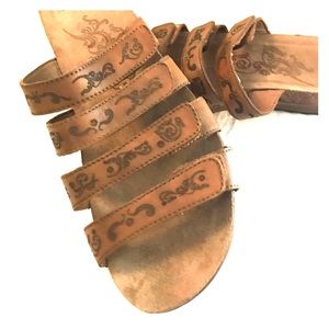 Dansko Janie Walking Sandal. Size 10