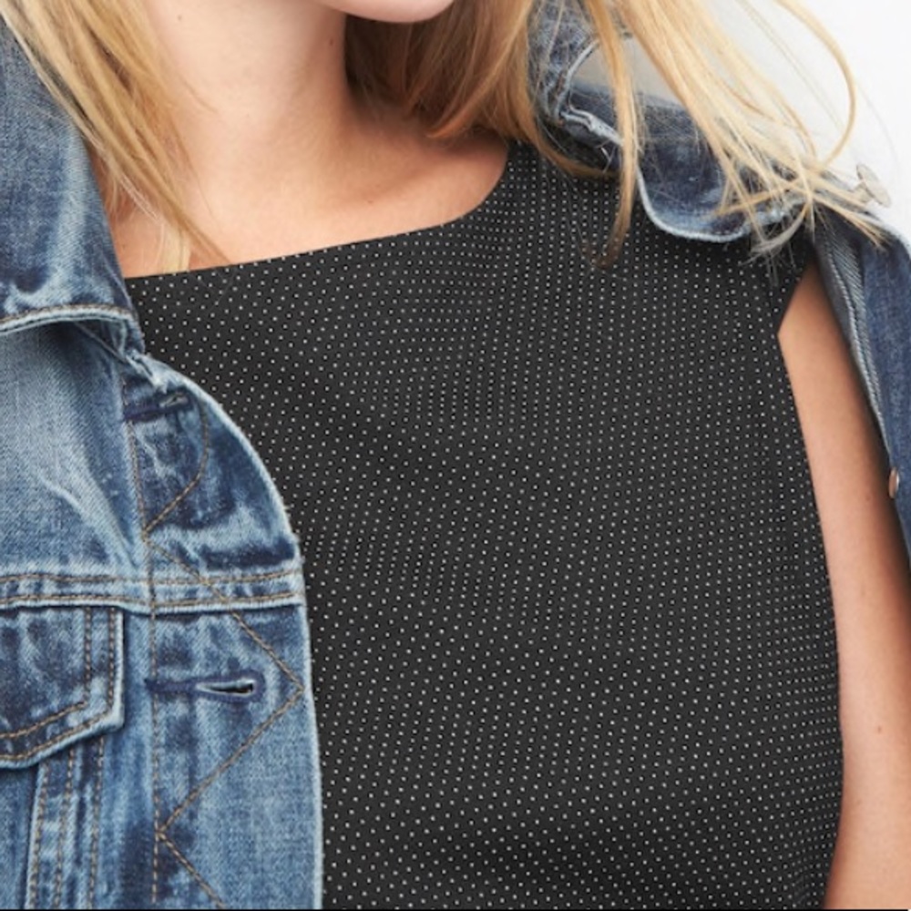 Holiday sale: GAP Fun & Flirty Work Dress