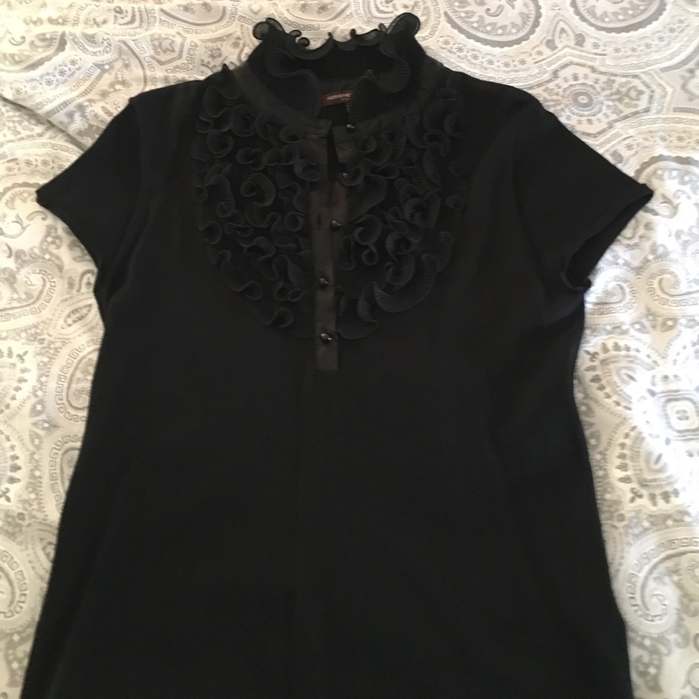 Black knit short sleeve ruffle top