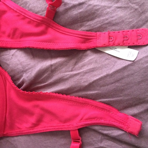 VICTORIA'S SECRET Bra | 34C - Picture 2 of 3