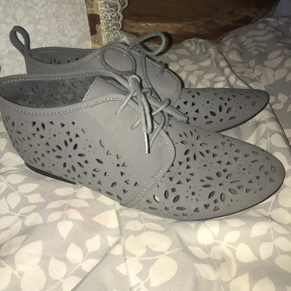 Adorable, laser cut grey shoes!