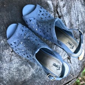 Fioni Beautiful Wedgewood Cut Out Design Heels